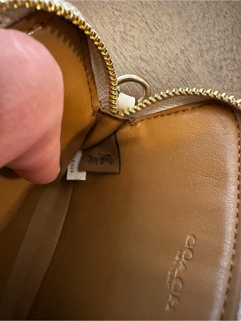 Coach euc unisex